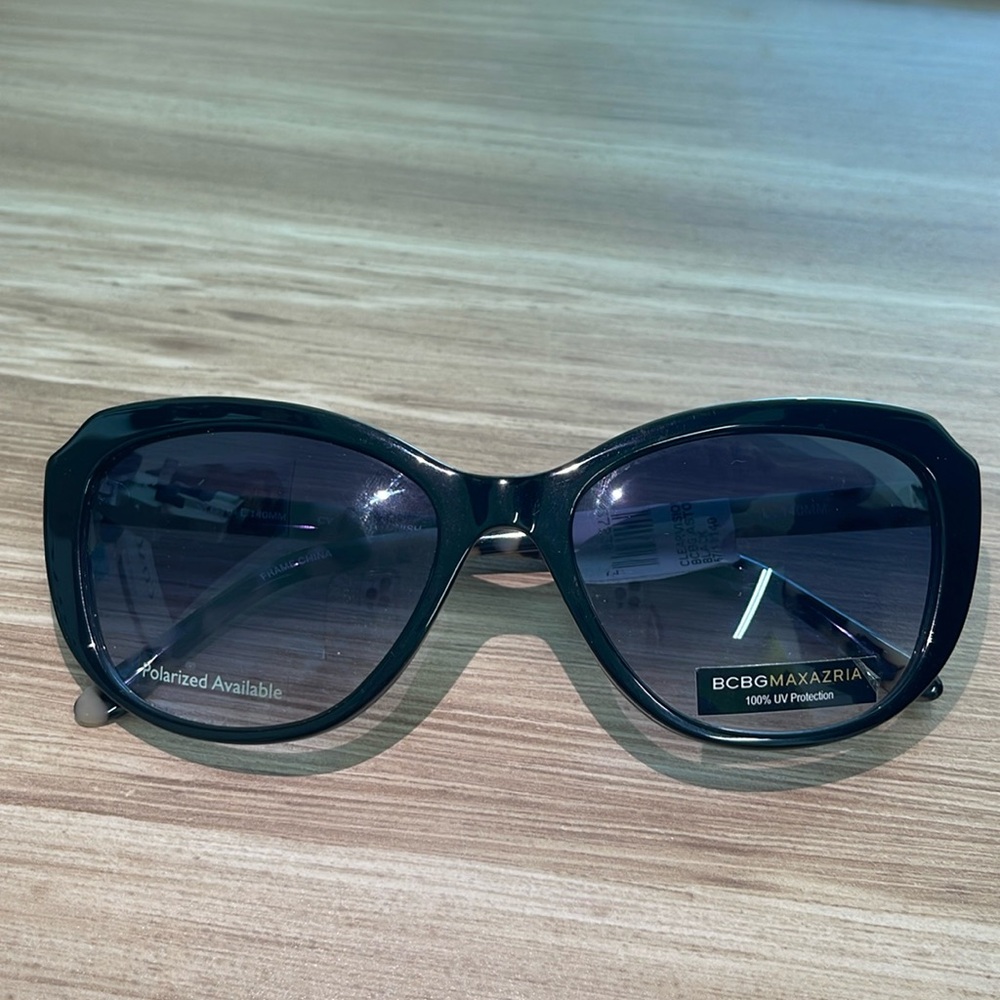 Sunglasses with UV protection